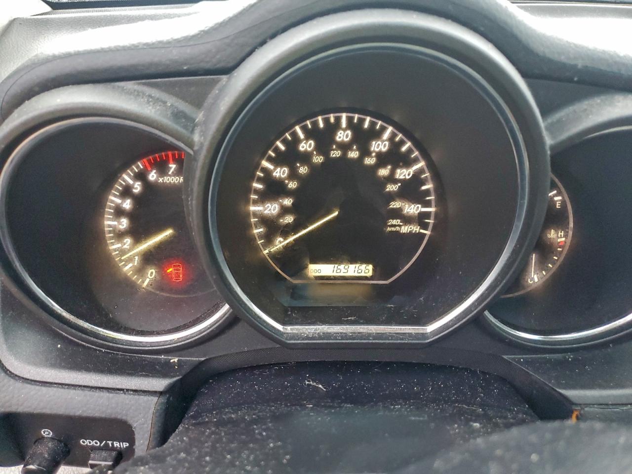 Lexus RX 330 Image 4