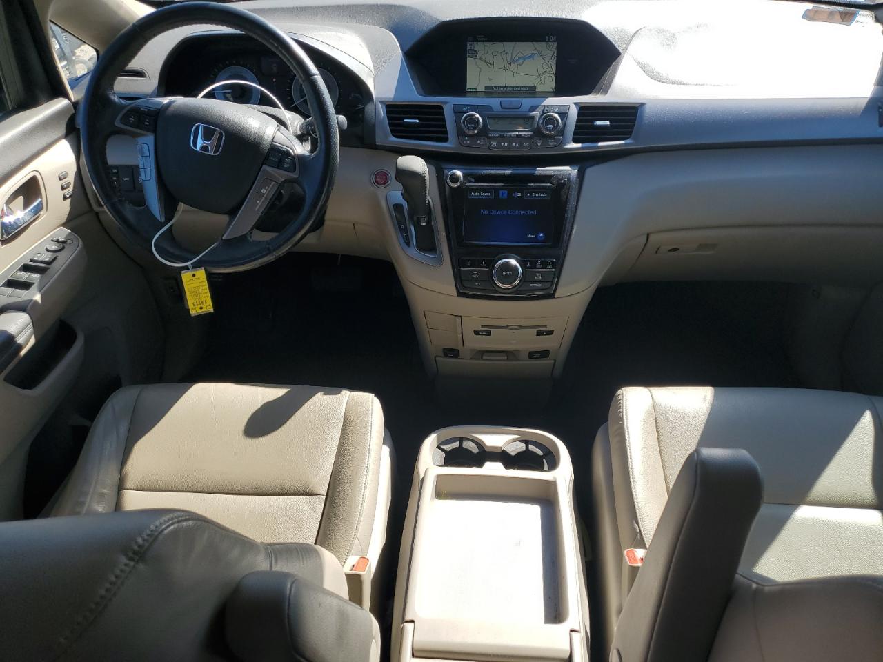 Honda Odyssey Touring Image 6