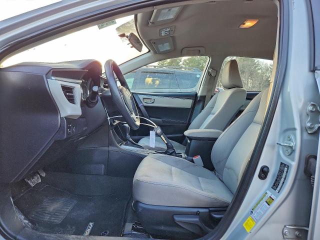 Toyota Corolla L Image 6