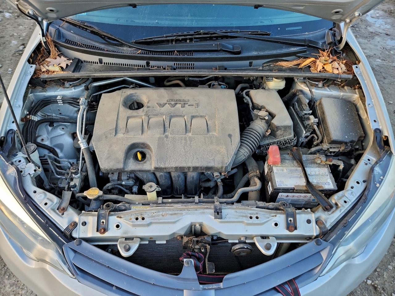 Toyota Corolla L Image 9