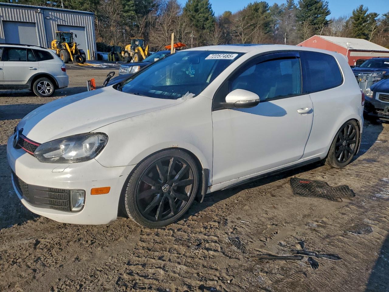 Volkswagen GTI Image 1