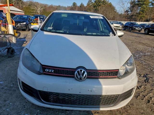 Volkswagen GTI Image 8