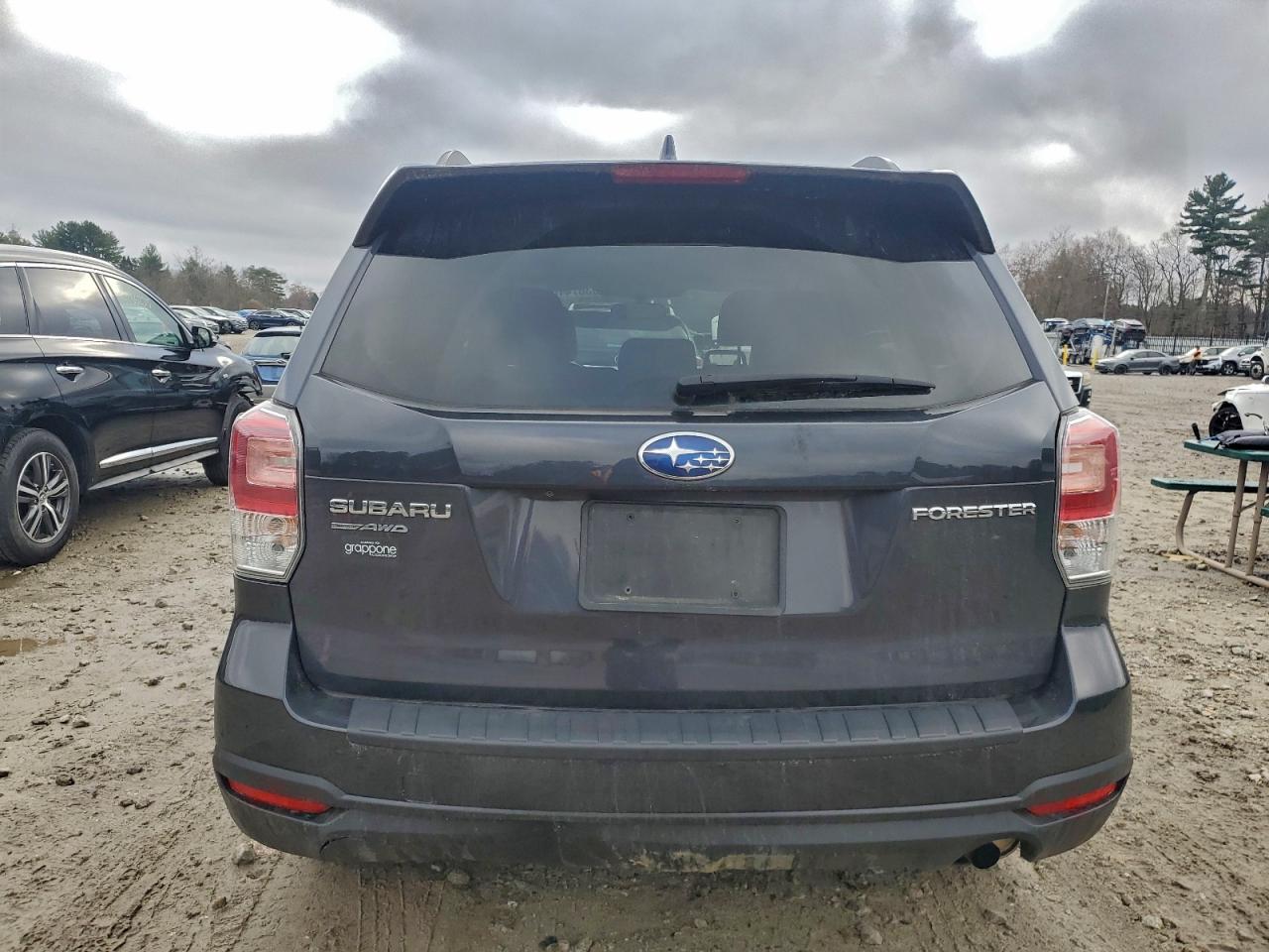 Subaru Forester 2.5i Premium Image 2