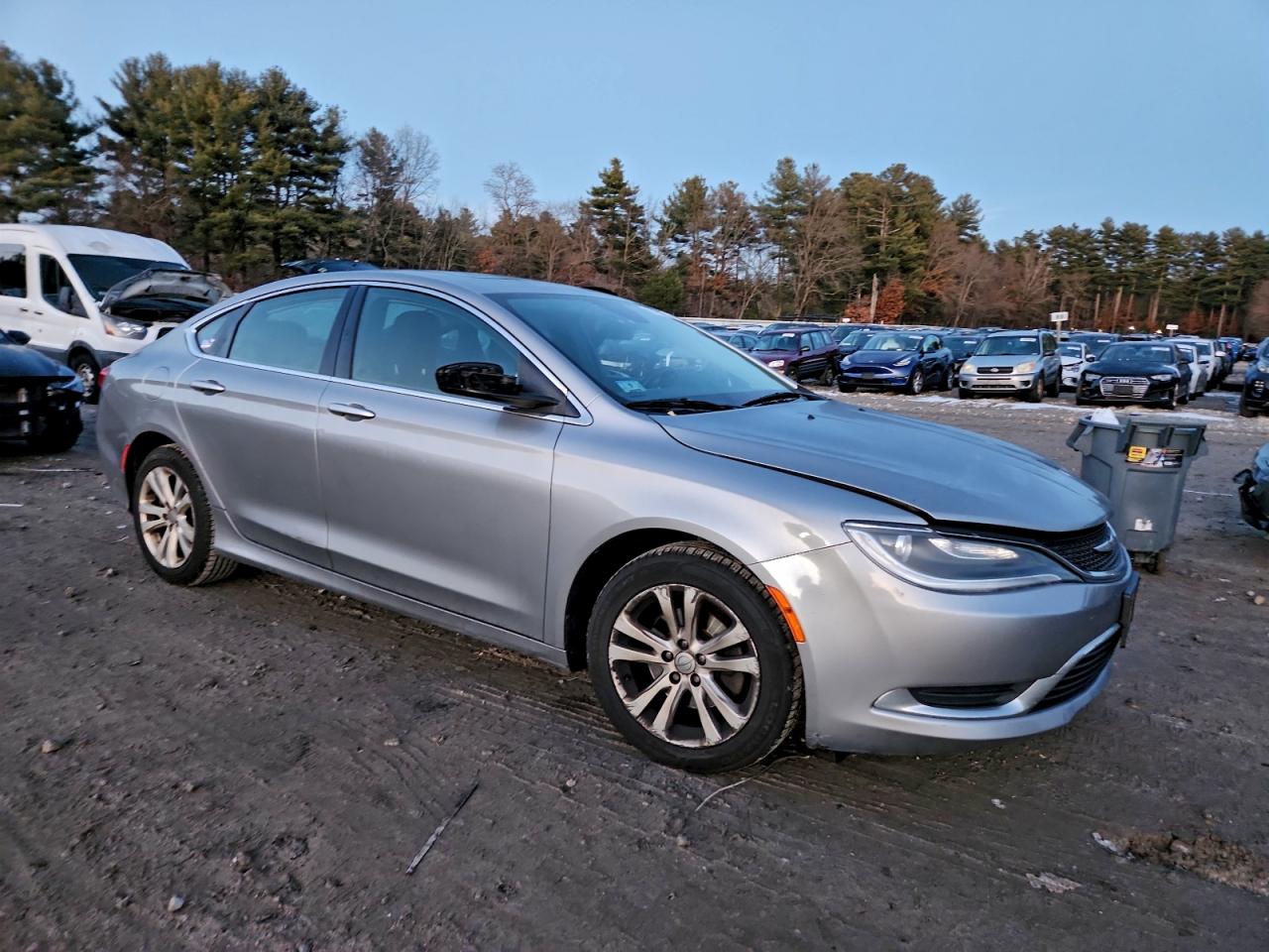 Chrysler 200 Limited Image 7