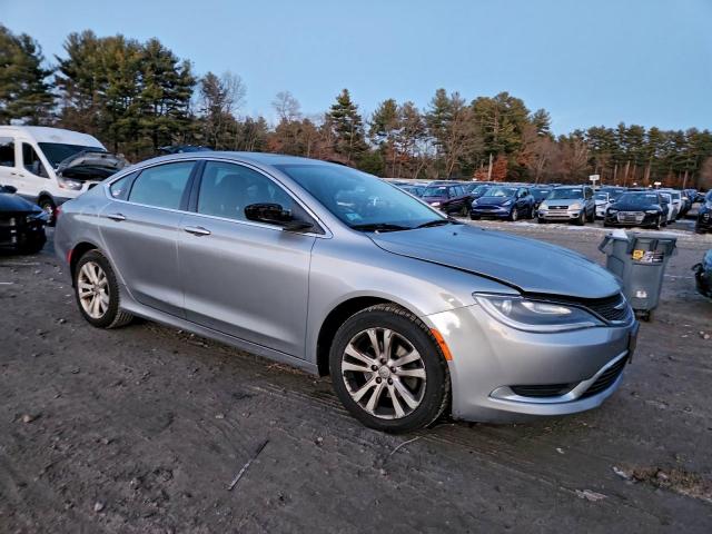 Chrysler 200 Limited Image 7
