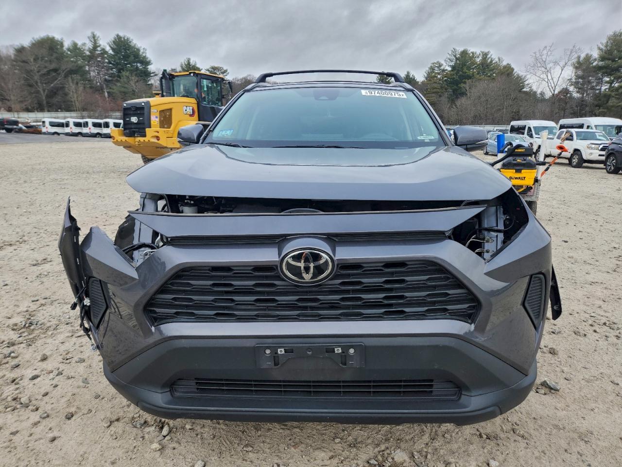 Toyota RAV4 Xle Image 14